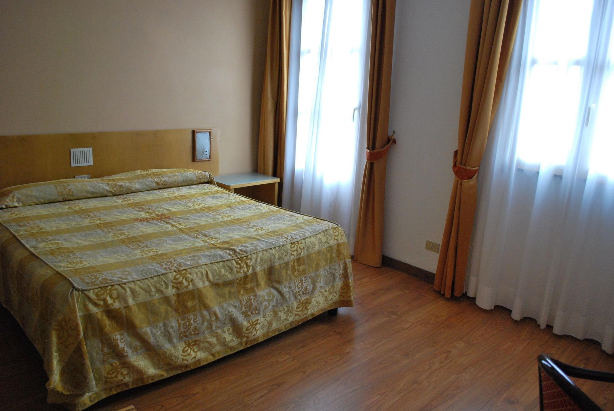 Hotel Tre Torri Villaggio Mosè Esterno foto