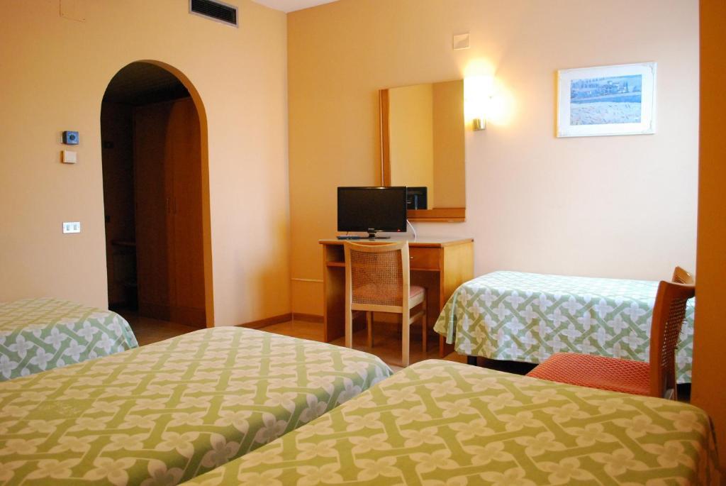 Hotel Tre Torri Villaggio Mosè Esterno foto