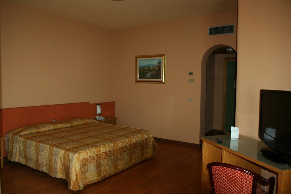Hotel Tre Torri Villaggio Mosè Esterno foto