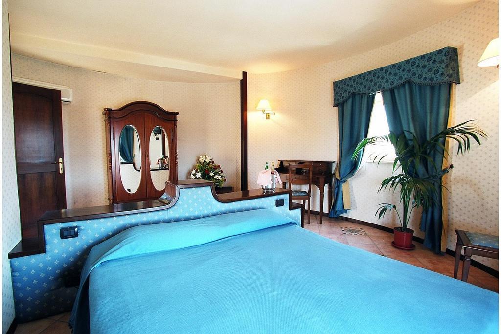 Hotel Tre Torri Villaggio Mosè Esterno foto