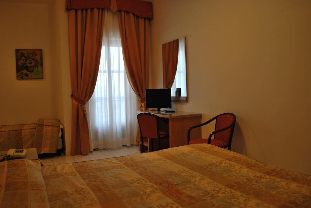 Hotel Tre Torri Villaggio Mosè Esterno foto