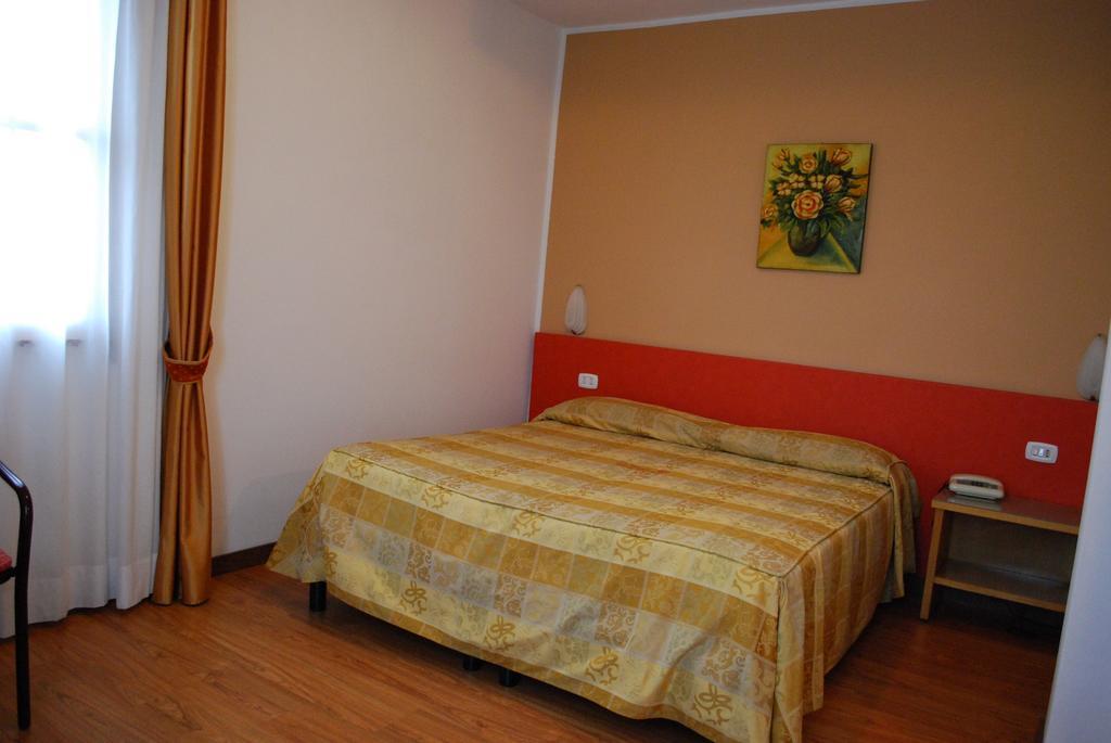 Hotel Tre Torri Villaggio Mosè Esterno foto