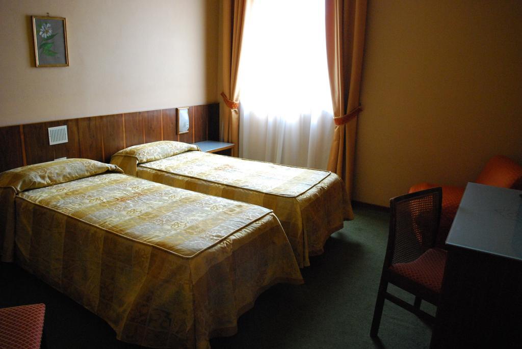 Hotel Tre Torri Villaggio Mosè Esterno foto